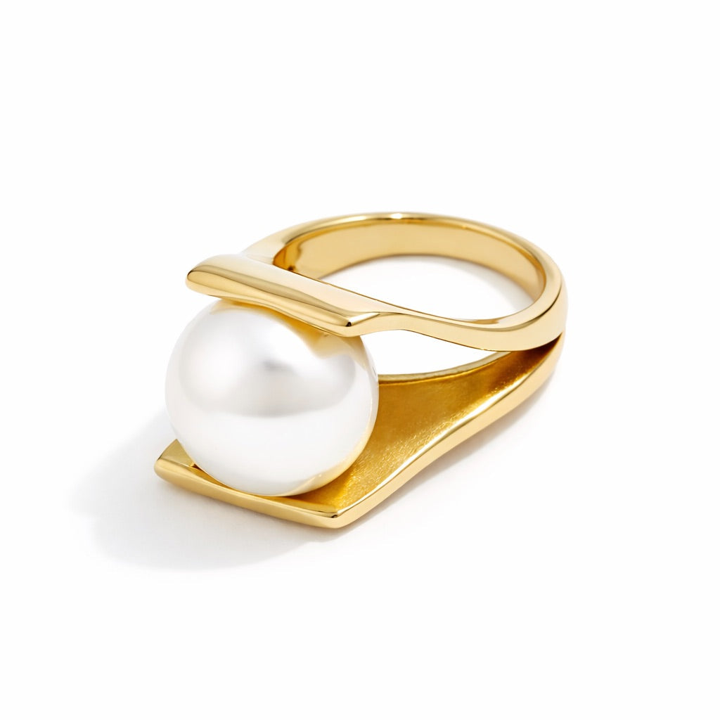 Pearl Paola Ring | Vallria