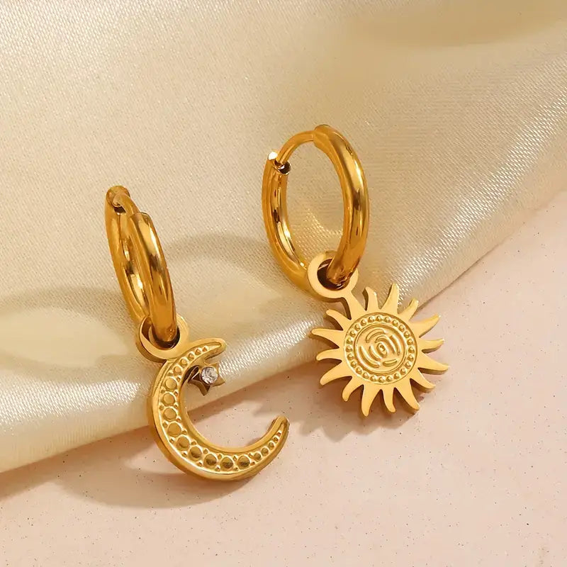 Hoop Sun and Moon Earring | Vallria