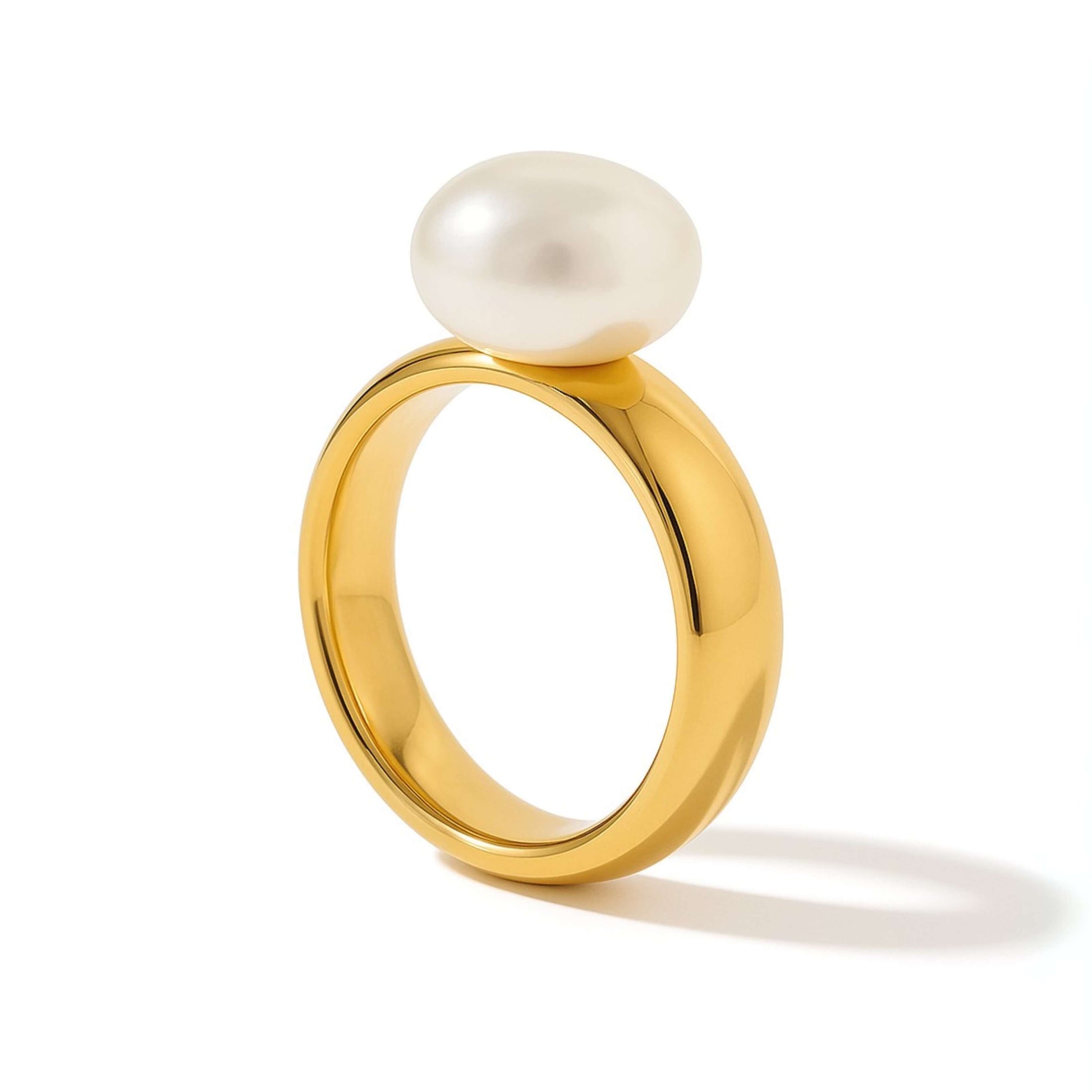 Emma Pearl Minimalist Ring | Vallria