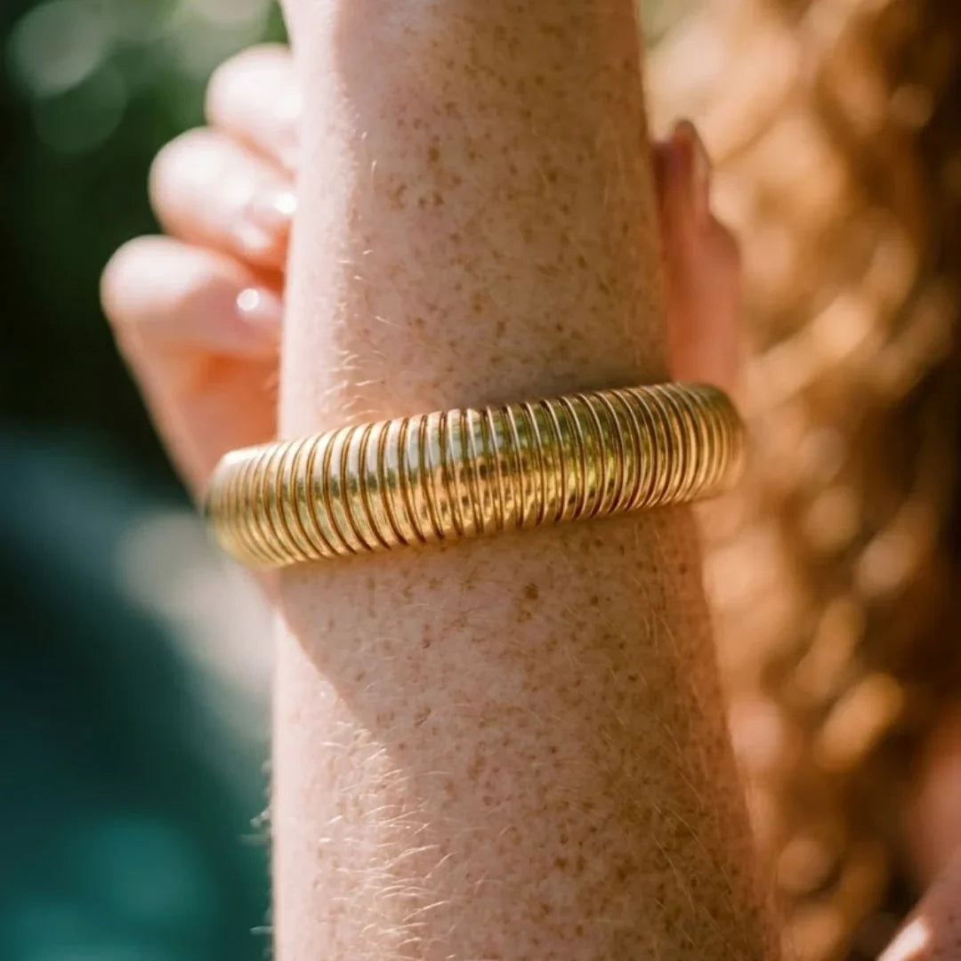 Mola Allegra Bangle | Vallria