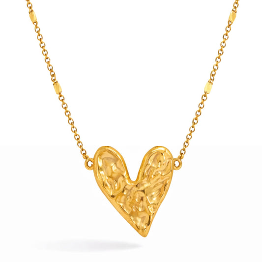 Heart Textured Hammered Necklace | Vallria