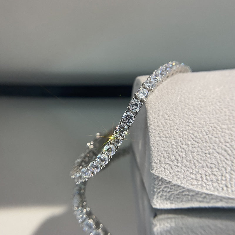 Riviera Luxury Zirconia Bracelet | Vallria