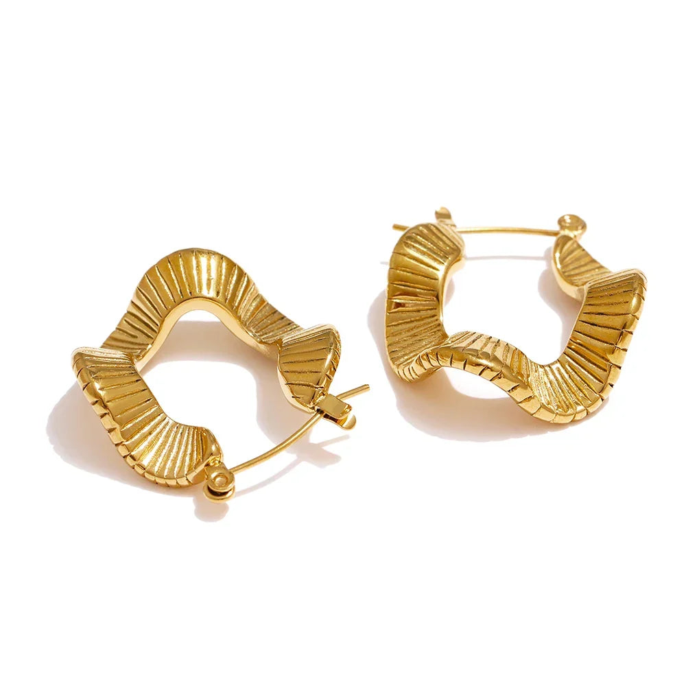 Hoop Irregular Allegra Earring | Vallria
