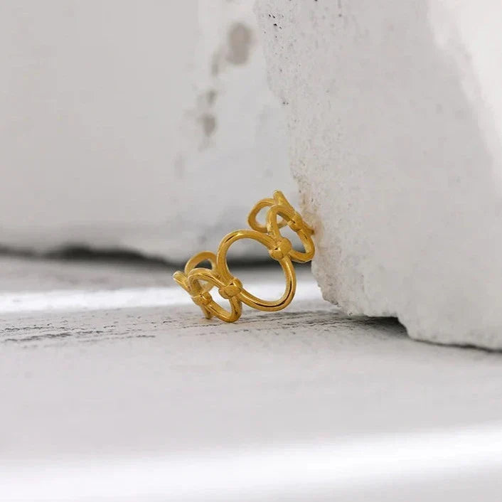Laura Open Links Ring | Vallria