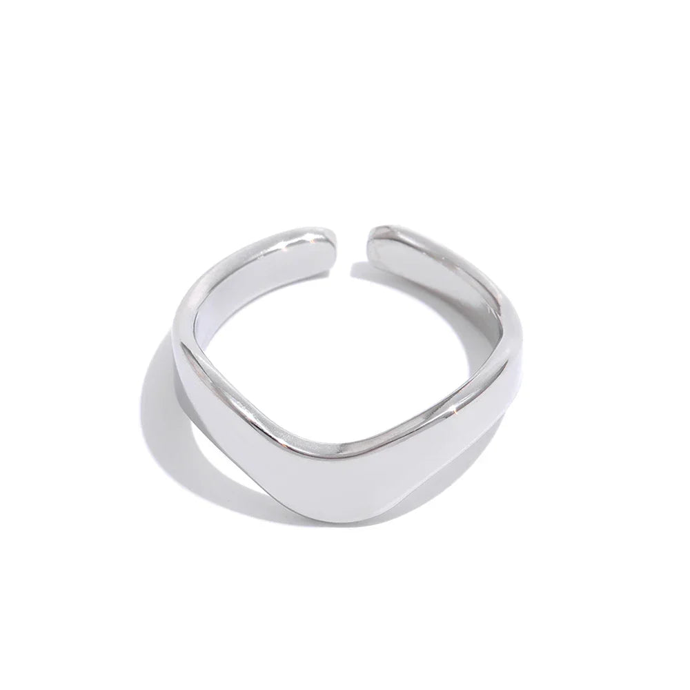 Waves Lucca Adjustable Ring | Vallria