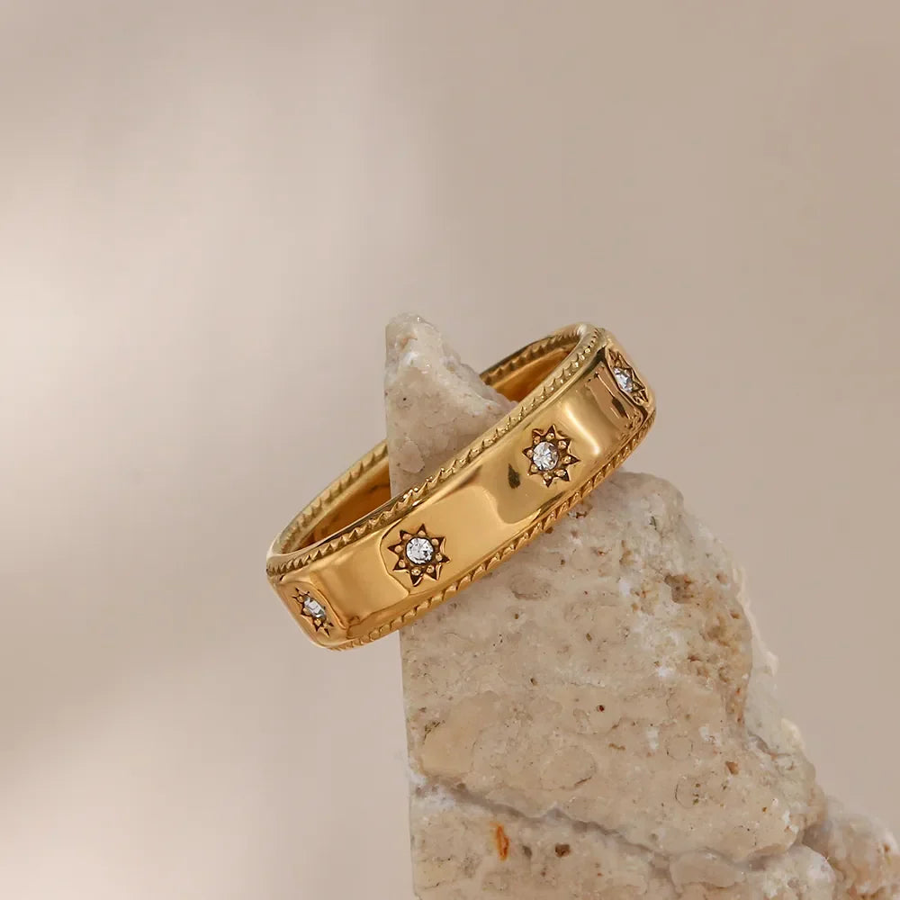 Stella with Crystals of Cubic Zirconia Ring | Vallria