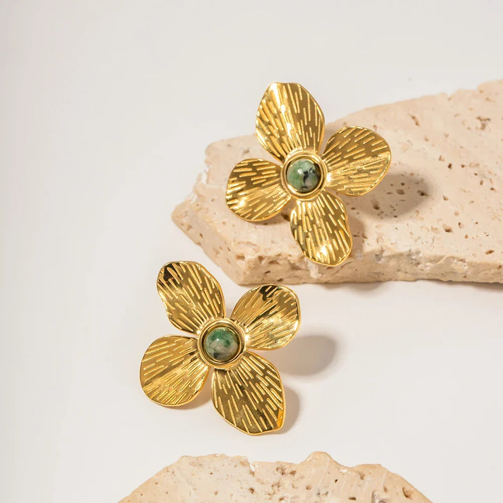 Flower of Emerald Earring | Vallria