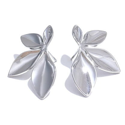 Nature Leaf-Shaped Earring | Vallria
