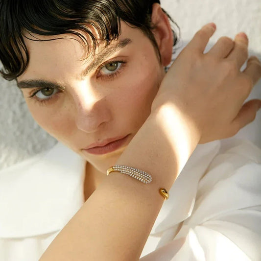 Spike Pearls Bracelet | Vallria