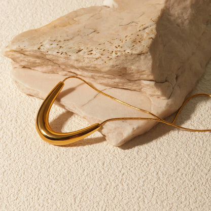 Smile Choker Tail of Mouse Necklace | Vallria