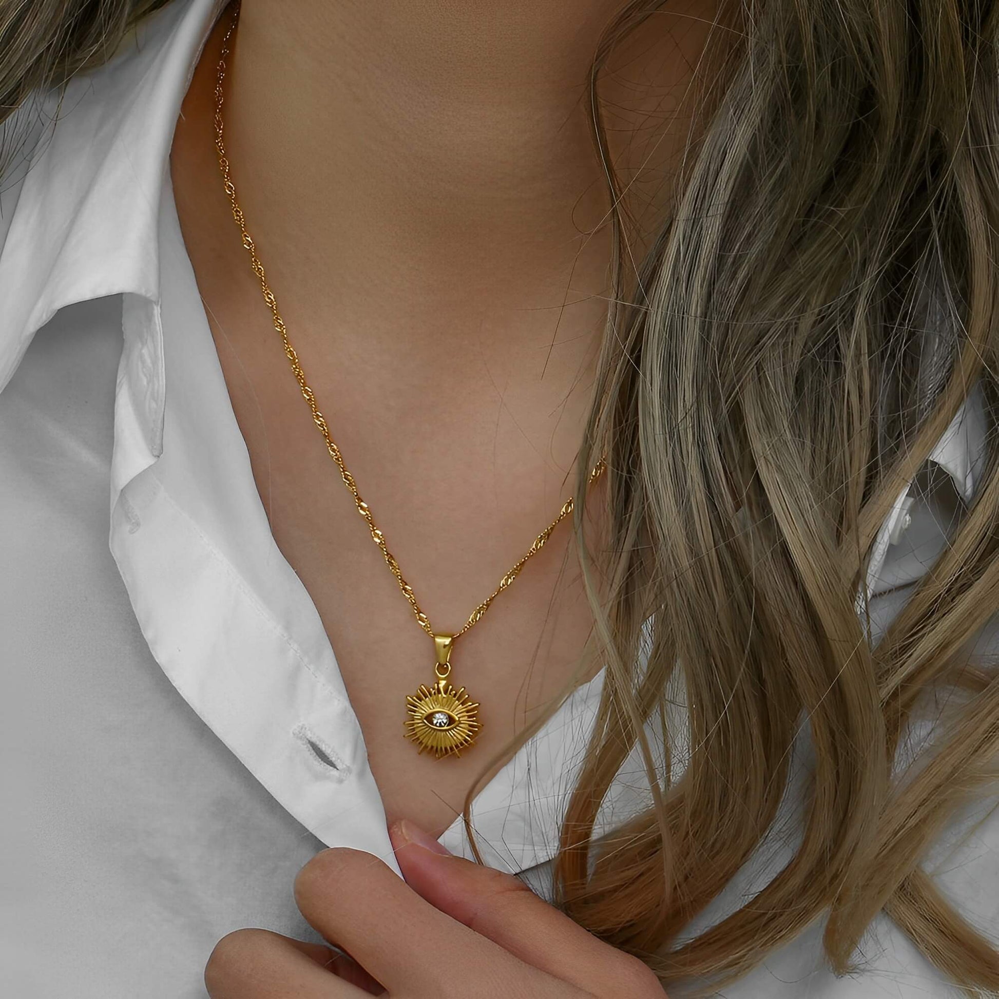 Occhio: Necklace + Ring Adjustable Jewelry Set | Vallria