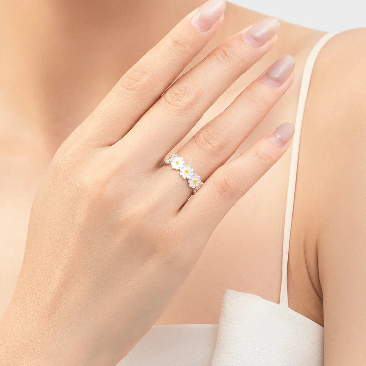 Daisy Ring | Vallria