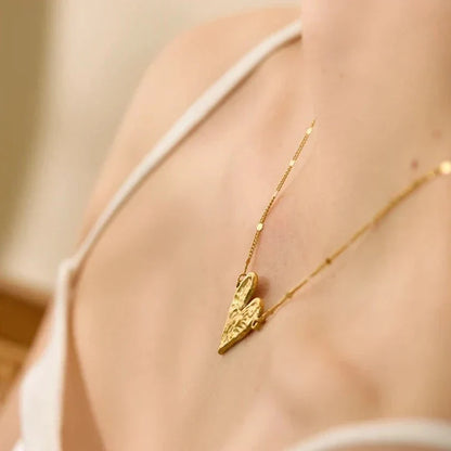Heart Textured Hammered Necklace | Vallria