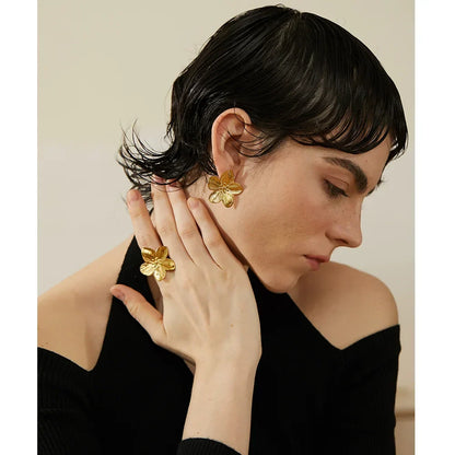 Cherry Blossom Earring | Vallria