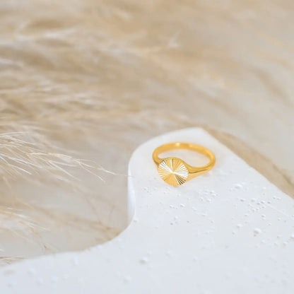 Sun Radiant Minimalist Ring | Vallria