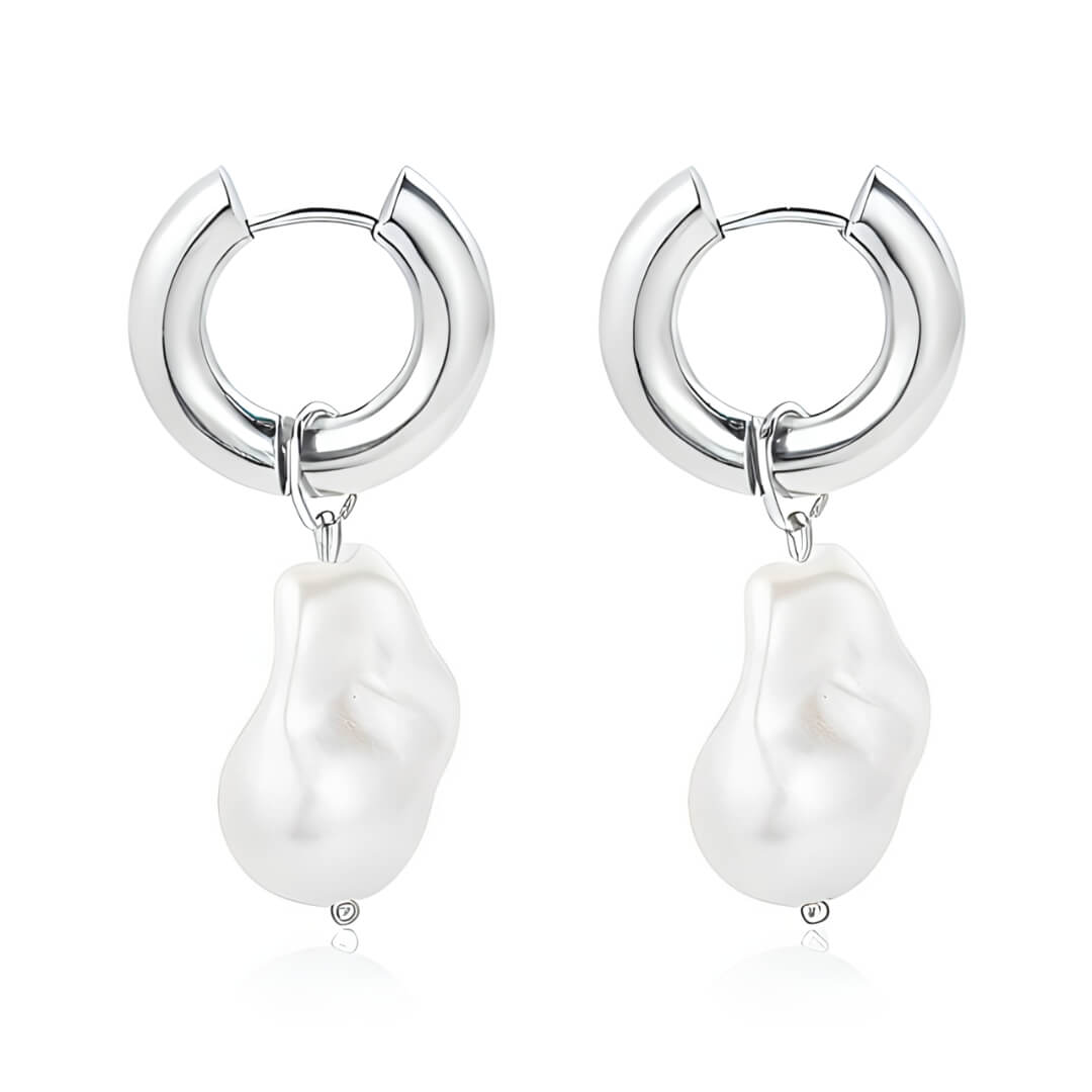 Hoop Paola Pearl Earring | Vallria
