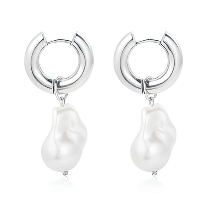 Hoop Paola Pearl Earring | Vallria