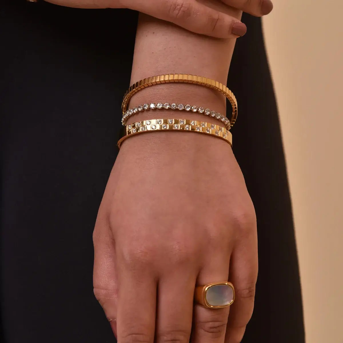 Riviera with Cubic Zirconia Sparkling Bracelet | Vallria