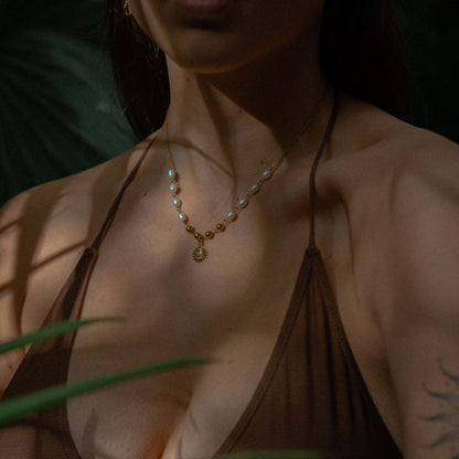 Sun with Pearls Necklace | Vallria