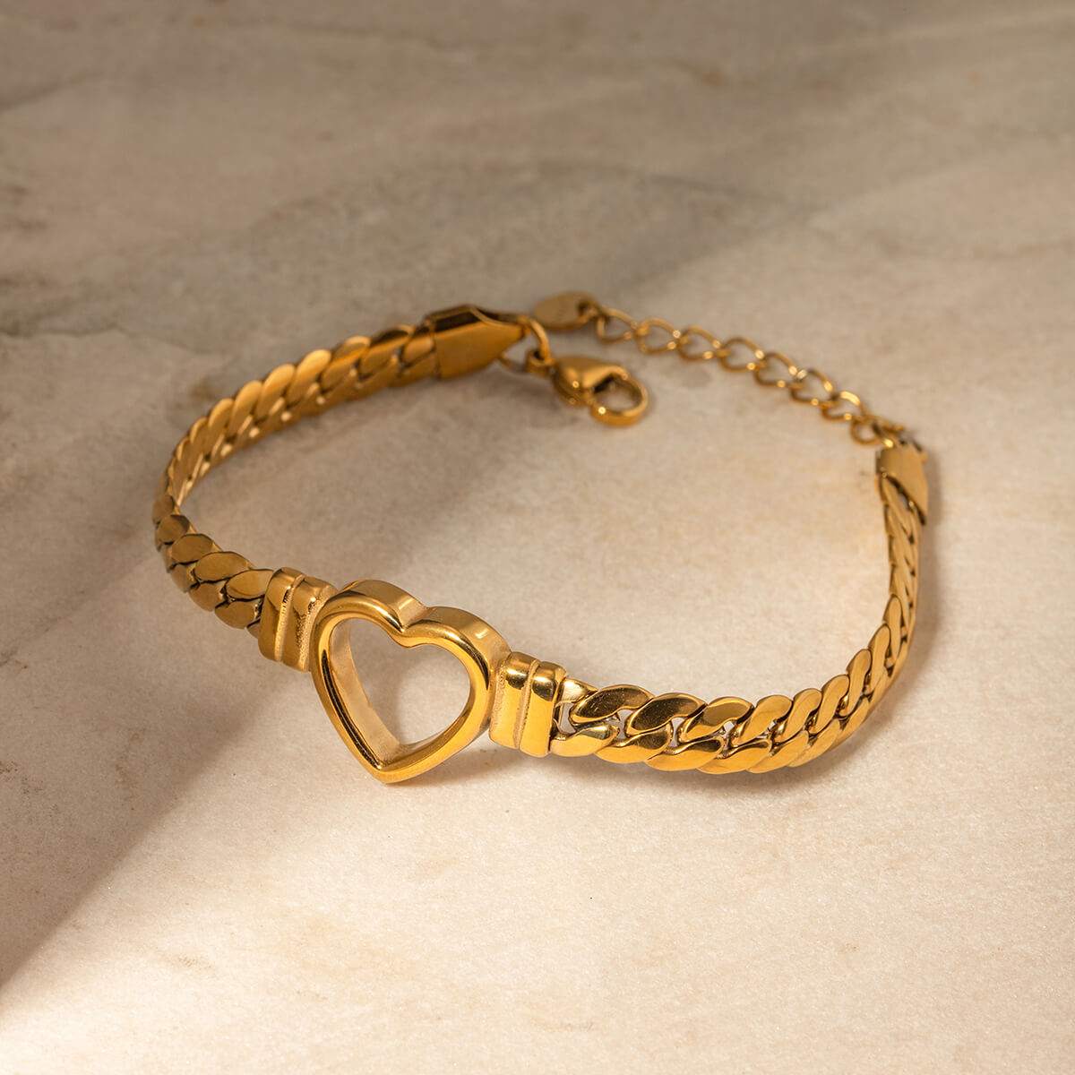 Heart with Chain Link Large Bracelet | Vallria