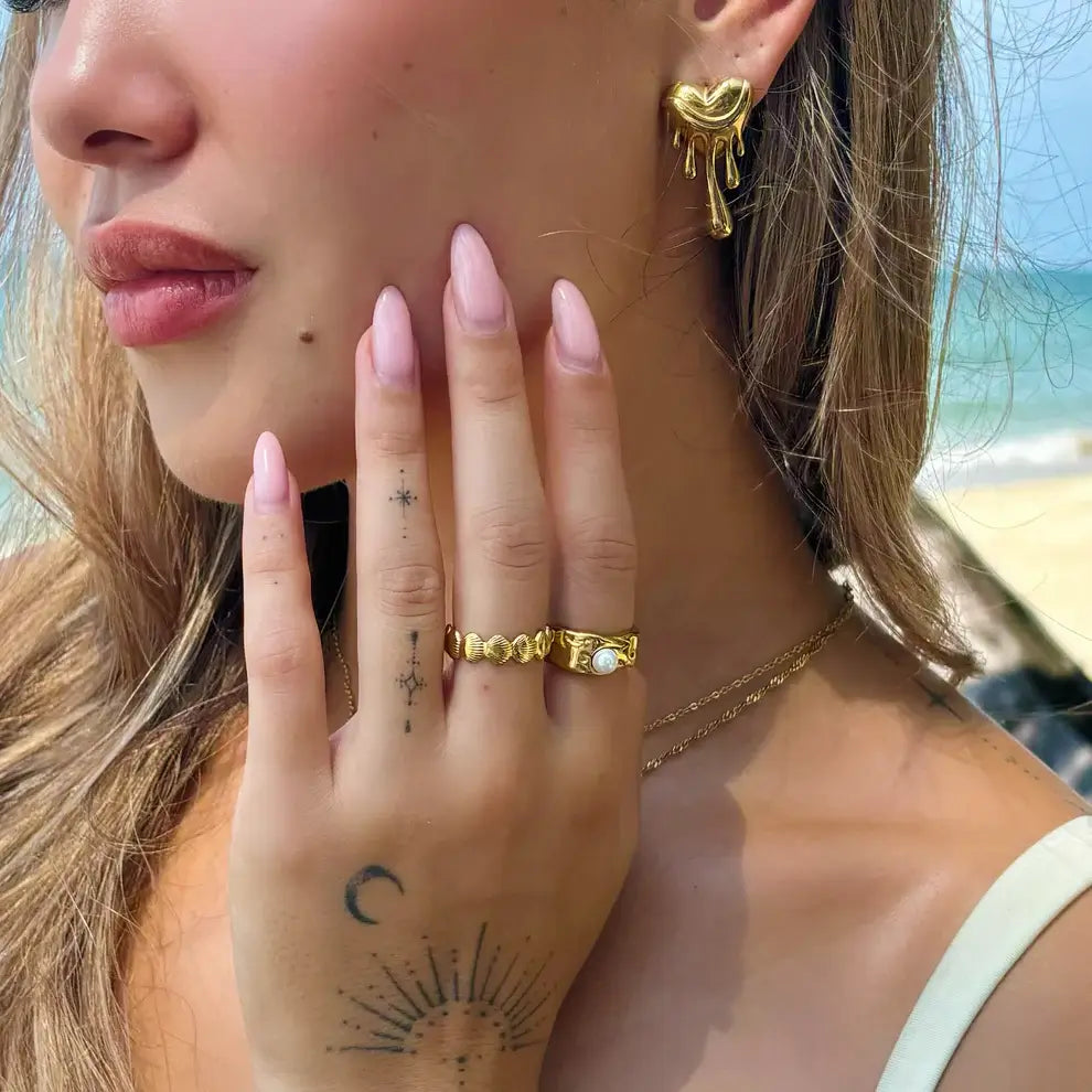 Heart Melted Earrings | Vallria